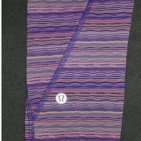 Lululemon Inspire Tight II (Mesh) Size 2 Space Dye Twist Iris Flower Pink Shell - Picture 15 of 16